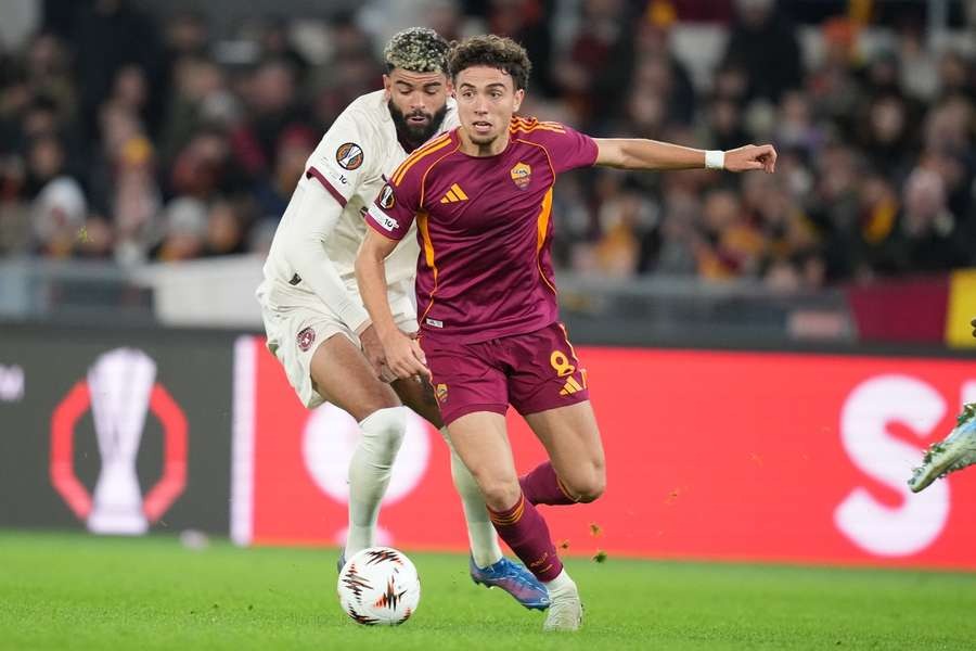 nhan-dinh-soi-keo-celtic-vs-as-roma-luc-03h00-ngay-12-12-2025-1