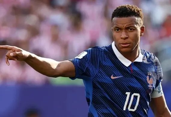 Cầu thủ Mbappe sinh năm bao nhiêu và tiểu sử chi tiết